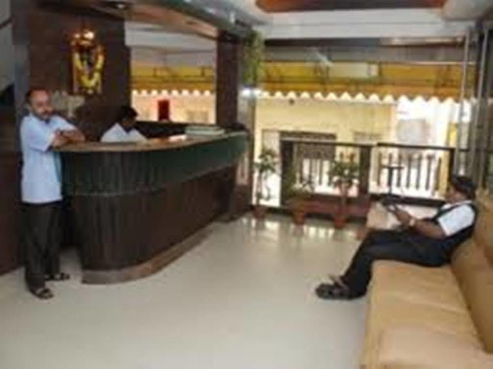 Oyo 14695 Shrusti Comfort Bengaluru Zewnętrze zdjęcie